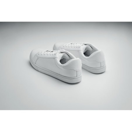 Baskets Personnalisées en PU Confortables et Élégantes Taille 45 Blancos Matières : PU Couleurs : blanc cadeau entreprise pas ch