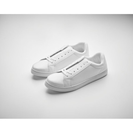 Baskets Légères et Stylées en PU Taille 44 Personnalisées BLANCOS Matières : PU Couleurs : blanc marquage laser ultra précis