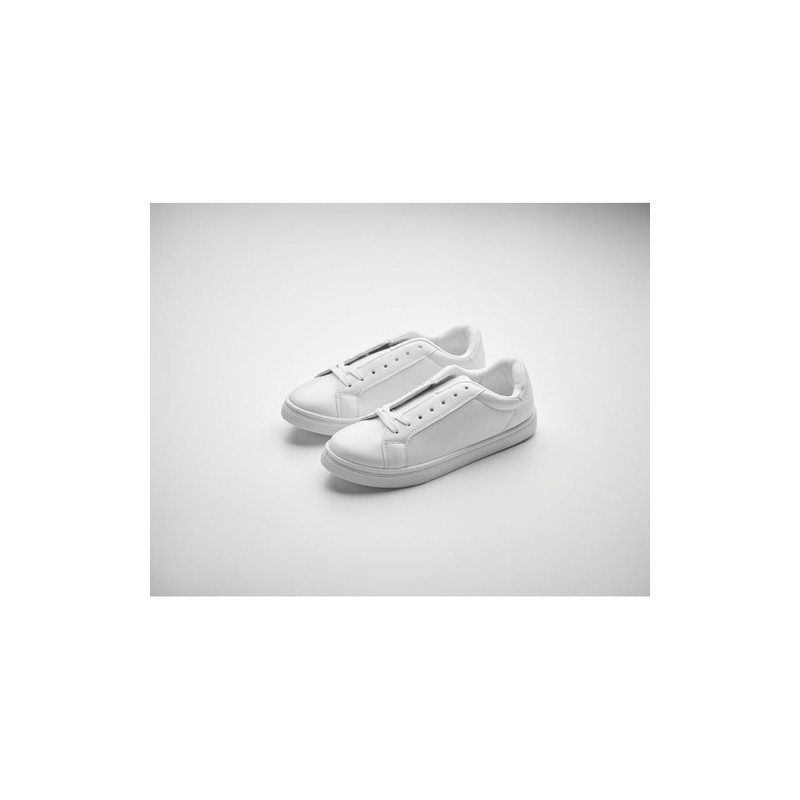 Baskets en PU Personnalisées Taille 39 - BLANCOS Matières : PU Couleurs : blanc livraison express 24h 48h