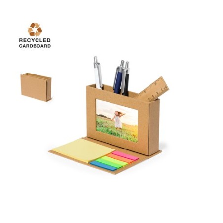 Porte-Crayons Éco-responsable Multifonction Personnalisé Marquez Matières : carton recyclé Couleurs : naturel personnalisable av