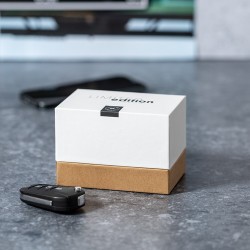 Support Chargeur Personnalisé Édition Limitée Yaben pas cher Matières : ABS Couleurs : blanc accessoire événementiel unique