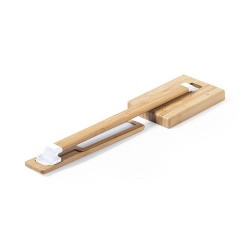 Lampe Éco-responsable et Pratique Chargeur Sleya Matières : bambou goodies publicitaire événementiel