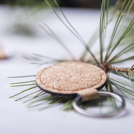Porte-clés s en liège naturel personnalisés - Kimbox Matières : liège objet promotionnel éco-responsable