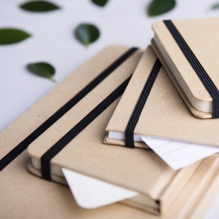Cahier A5 Éco-responsable Personnalisé Bloc Notes Raimok pas cher Matières : carton recyclé Couleurs : blanc objet publicitaire 