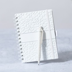 Cahier Éco-responsable et Pratique Personnalisé pas cher - Amber Matières : papier de pierre Couleurs : blanc marquage laser ult