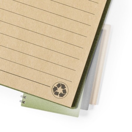 Cahier Éco-responsable Pratique Personnalisé A5 Idina pas cher Matières : carton recyclé Couleurs : naturel cadeau affaires élég