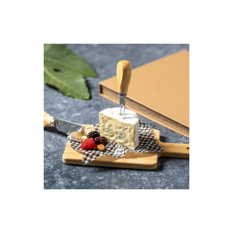 Plateau à Fromage Élégant Personnalisé avec Set de Fromages Tauroa Matières : bambou marquage laser ultra précis