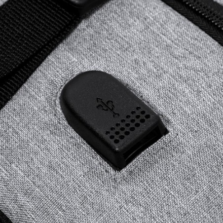 Sac à Dos Personnalisé Confortable et Durable - Myriax Matières : PET recyclé Couleurs : noir objet promo petit budget
