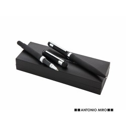 Set Cadeau d'Entreprise Éco-responsable avec Stylo et Roller Personnalisé Antonio Miro Matières : métal Couleurs : noir
