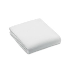 Couverture polaire  RPET 130gr - BOGDA Matières : PET recyclé Couleurs : blanc marquage laser ultra précis