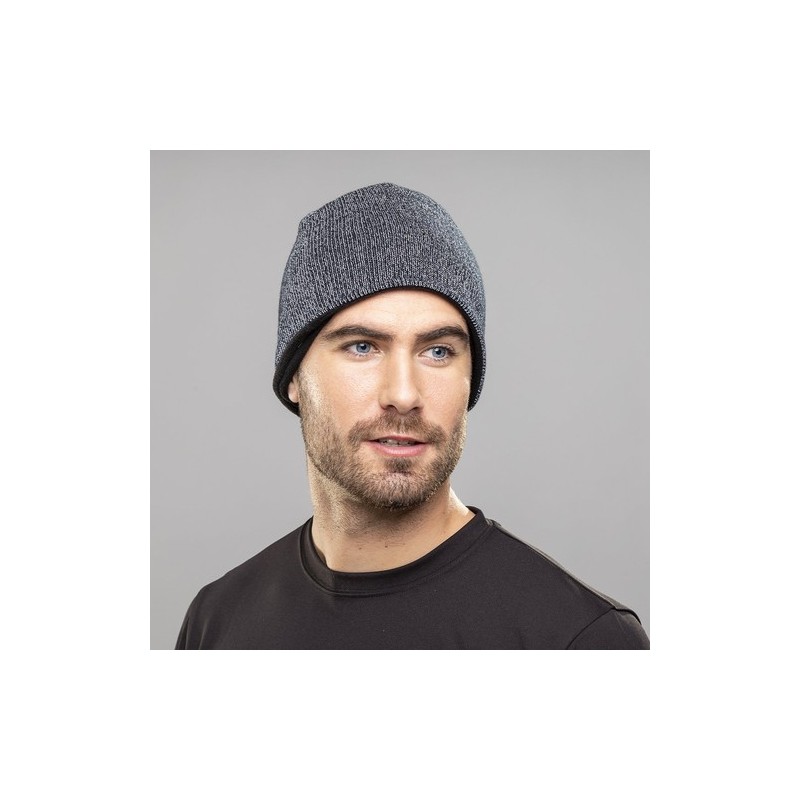 Bonnet Personnalisé Élégant et Sécuritaire Terban pas cher Matières : acrylique Couleurs : noir marquage laser ultra précis