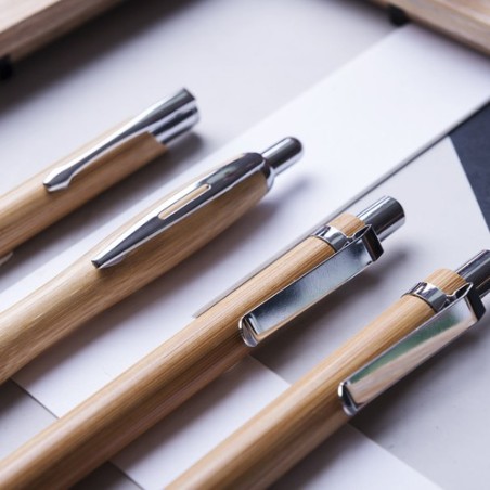Stylo en Bambou Éco-responsable Personnalisé Nikox Matières : bambou objet promotionnel éco-responsable