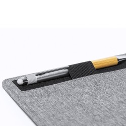 Tapis de Souris Chargeur Multifonction Personnalisable Deuz Matières : PET recyclé Couleurs : gris marquage laser ultra précis