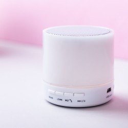 Haut-Parleur Bluetooth et LED Personnalisé pas cher - Stockel Couleurs : blanc cadeau collaborateur premium