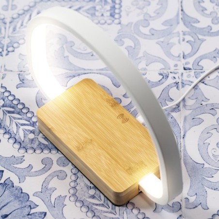 Lampe Chargeur Éco-responsable et Pratique Personnalisée - Labrum Matières : bambou personnalisation rapide en France