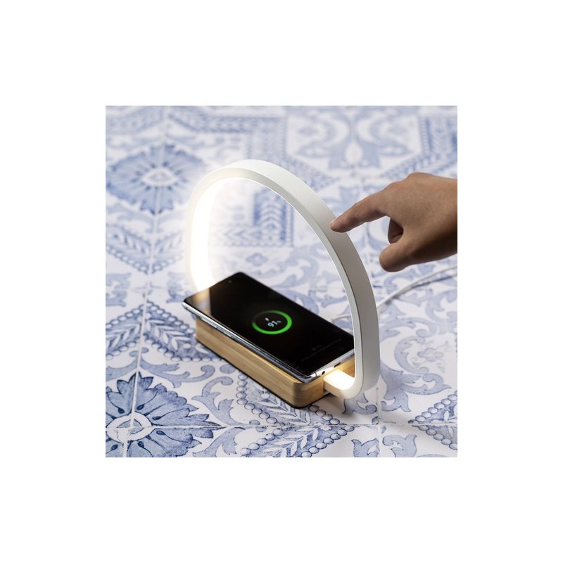 Lampe Chargeur Éco-responsable et Pratique Personnalisée - Labrum Matières : bambou goodies entreprise design