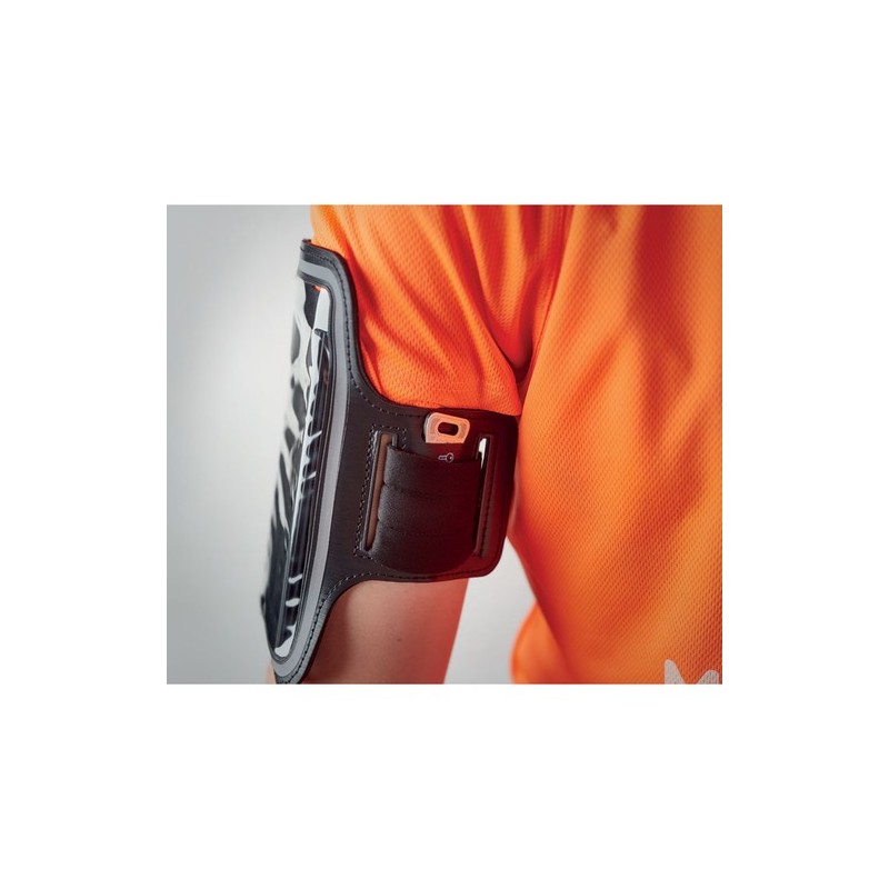Pochette en néoprène grande et personnalisée pour téléphone - ARMPHONE Matières : néoprène Couleurs : noir goodies publicitaire 