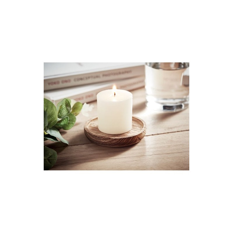 Bougeoir rond personnalisé avec bougie - PENTAS Matières : cire Couleurs : bois accessoire événementiel unique