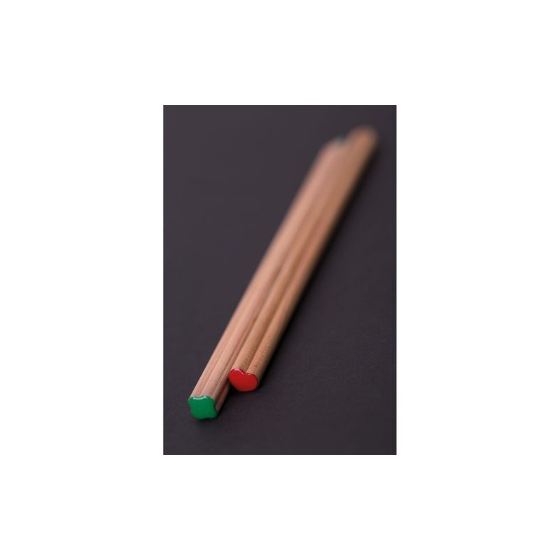 Crayon personnalisé  Trèfle Prestige 17,6 cm Matières : bois Couleurs : vert