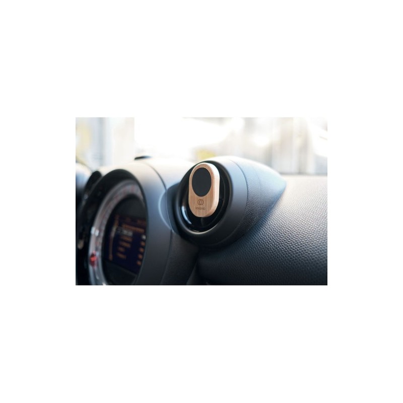 Support téléphone pratique et  pour voiture ELLAGAN Matières : bambou Couleurs : bois goodies publicitaire événementiel
