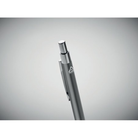 Stylo bille  en aluminium recyclé personnalisé DANA Matières : aluminium recyclé  Couleurs : titane personnalisable avec votre l
