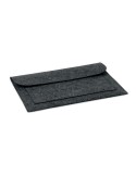 Pochette en Feutre Personnalisée Pratique et Élégante - POUCHLO Matières : PET recyclé Couleurs : pierre