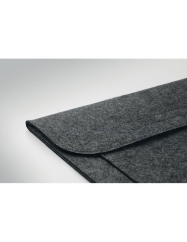 Pochette en Feutre Personnalisée Pratique et Élégante - POUCHLO Matières : PET recyclé Couleurs : pierre marquage laser ultra pr