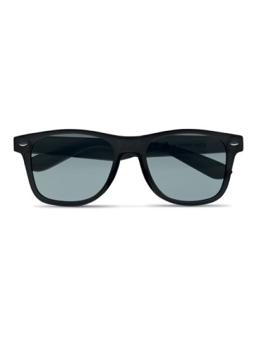 Lunettes de soleil personnalisées s en RPET - MACUSA Matières : PET recyclé Couleurs : noir impression logo haute qualité