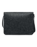 Sac messager  en feutre RPET personnalisable BAGLO Matières : PET recyclé Couleurs : pierre marquage laser ultra précis