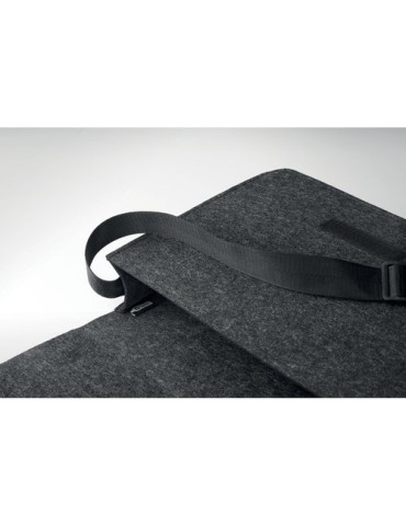 Sac messager  en feutre RPET personnalisable BAGLO Matières : PET recyclé Couleurs : pierre cadeau collaborateur premium