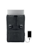 Sac à dos personnalisé en polyester 600D avec USB - RIGA Matières : PET Couleurs : noir goodies publicitaire événementiel