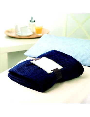 Couverture polaire personnalisée 240 gr/m² CAP CODE Matières : PET Couleurs : bleu objet promotionnel éco-responsable
