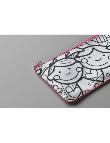Trousse à crayons personnalisée avec feutres KIDDO Matières : PET Couleurs : rose bébé objet promotionnel éco-responsable
