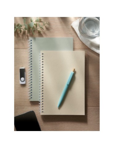 Cahier A5 en carton recyclé personnalisé - RECARNOTE Matières : papier recyclé Couleurs : beige objet promo petit budget