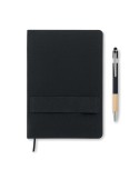Carnet A5 RPET  avec stylo NOTA Matières : papier recyclé Couleurs : noir cadeau collaborateur premium
