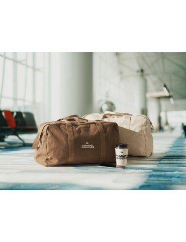 Sac de voyage publicitaire 450 gr/m² en couleur DUFFAS Matières : coton recyclé Couleurs : kaki personnalisable avec votre logo