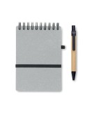 Cahier recyclé personnalisé et stylo à bille NOTIE Matières : papier recyclé Couleurs : gris goodies entreprise design