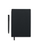 Cahier A5 personnalisé en PU avec stylo NOTA Matières : papier recyclé Couleurs : noir impression haute définition