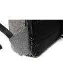 Sac à dos personnalisé Phantom Lite 2 de Brandcharger Matières : polyester Couleurs : gris marquage laser ultra précis