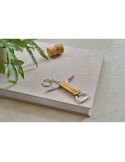 Porte-clés décapsuleur en bambou personnalisé Stuart Matières : bambou Couleurs : brun objet promotionnel éco-responsable