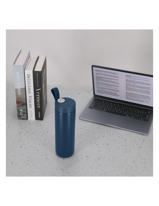 Bidon thermique personnalisé 500 ml Royan Matières : acier inoxydable Couleurs : noir cadeau affaires élégant
