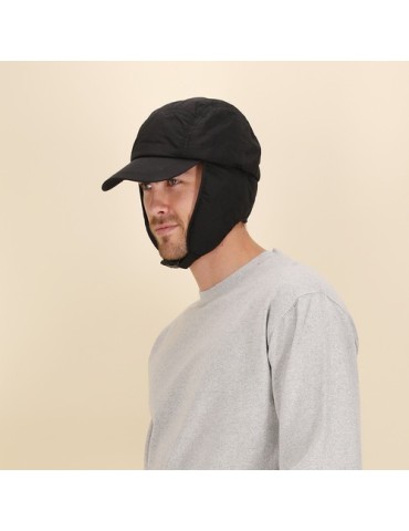 Casquette personnalisée  Cuarich Matières : polyester Couleurs : noir marquage laser ultra précis