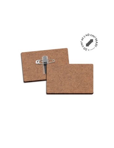 Badge publicitaire en MDF 3mm avec pince-épingle, dimensions entre 20 cm² et 40 cm², modèle BADGE. 2