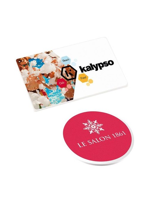 Badge plastique (PMMA) ép.2 mm avec pince-épingle et maxi 20 cm2 publicitaire