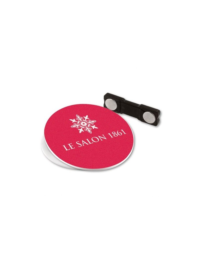 Badge plastique (PMMA) ép.2 mm avec pince-épingle et maxi 20 cm2 publicitaire