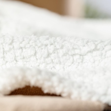 Couverture Haltebes - Élégance et Confort en Édition Limitée