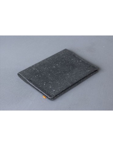 Recycled Leather Passport Holder étui à passeport