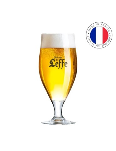 Verre à bière à pied