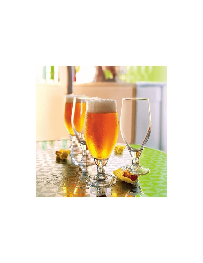 Verre à bière à pied