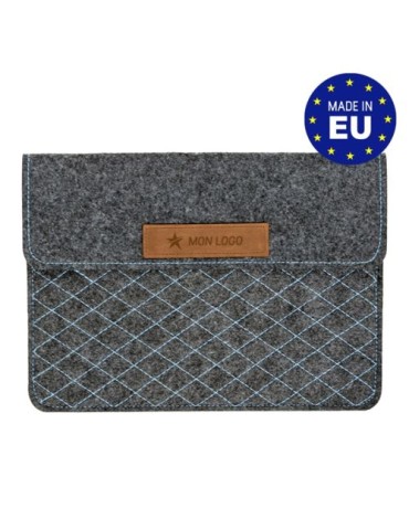 Pochette ordinateur portable feutrine Matières : PET recyclé Couleurs : gris chiné